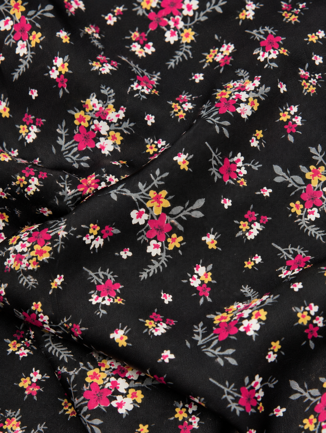 Premium Printed Linen 2-Piece Unstitched Suit – All-Over Floral Print D-1101